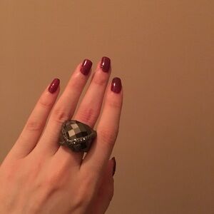 Stunning Swarovski chunky ring 💯authentic